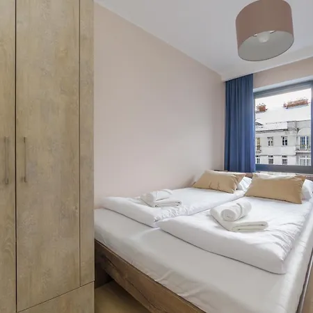 Bank Polski, Sun & Snow * グディニャ